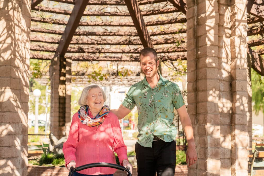 when to move from independent to assisted living